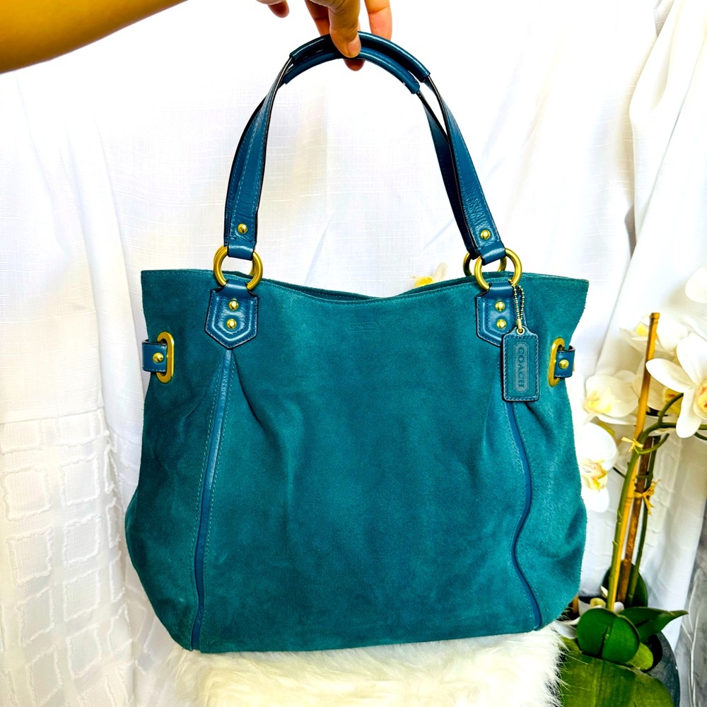 👛 Coach Teal Hobo Bag with Gold Hardware